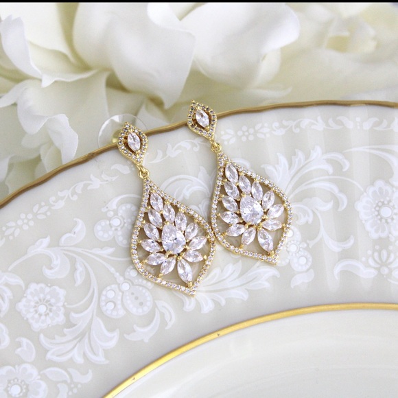 Jewelry - Gold Bridal Earrings